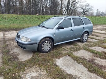 Skoda octavia combi - 2