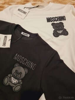 Moschino mikina/tricko - 2