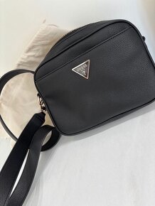 GUESS crossbody kabelka - 2