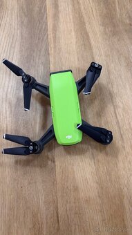 DJI Spark dron komplet sada 100% stav - 2