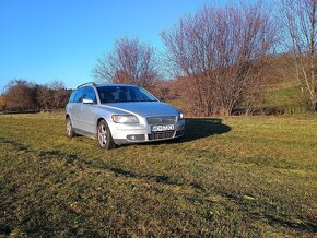 VOLVO V50 - 2