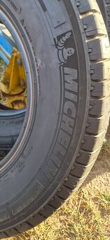 Predam michelin agilis  215 75r16 c - 2