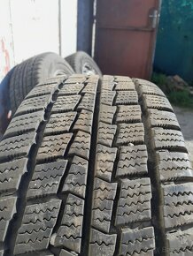 Hankook  winter rw06  215/65/R16c - 2