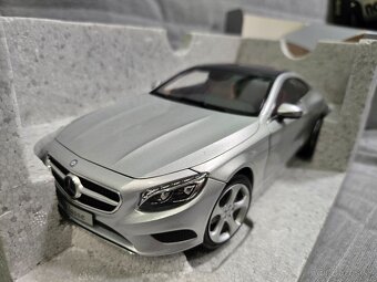 Mercedes Benz S-Klasse coupé 1:18 Norev - 2