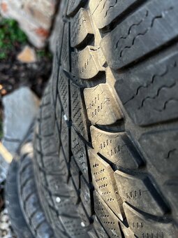 Zimne pneu DUNLOP 225/50 r17 - 2