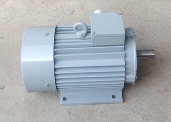 Elektromotor MEZ MOHELNICE 1,5KW - 2