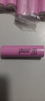 Predám Li-ion bateria Samsung INR18650 35E 3500 mAh 20A - 2