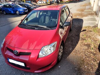 Toyota Auris Hatchback 71kw Manuál - 2