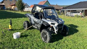 Polaris RZR Razer 1000 XP Europska verzia - 2