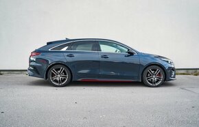 Kia ProCeed 1.6 T-GDi GT A/T - 2