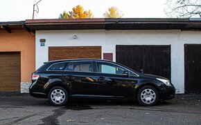 Toyota Avensis 1.6 Valvematic 97kW 2011 Terra - 2