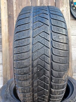 Predám 4 jazdené zimné pneumatiky Pirelli Scorpio 255/50 R19 - 2