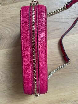 Guess malinová crossbody - 2