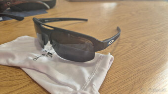 Okuliare Police, Ray Ban, Eagle Eye, Oakley a Multilens - 2