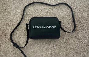 Predam Calvin Klein kabelka - 2