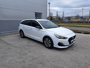 Hyundai i30 1.0T-Gdi Combi Trikolor Comfort GO - 2