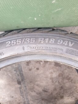 1 ks zimné pneumatiky Kumho 255/35 R18 94v - 2