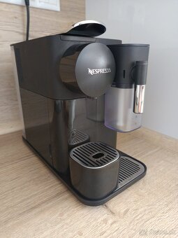 Kávovar Nespresso - 2