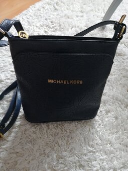 Modrá kabelka cez plece Michael Kors - 2