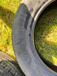 215/60 R17 - 2