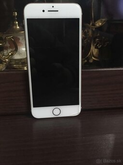 IPHONE 8 64GB - 2