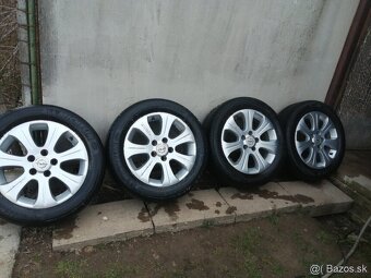 5x112 R17 orig Škoda 215/55R17 Borbet. - 2