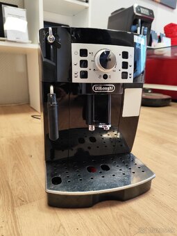 Kávovar Delonghi - 2