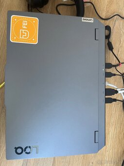 Lenovo LOQ 15ARP9 (83JC008NCK) - 2