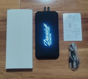 Powerbanka Davidoff 8000mAh s prísavkami - 2