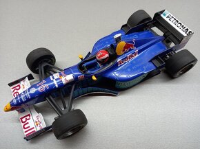 F1 SAUBER C16 RED BULL 1997 JOHNNY HERBERT ONYX 1:18 - 2