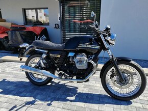 Moto Guzzi V7 - 2