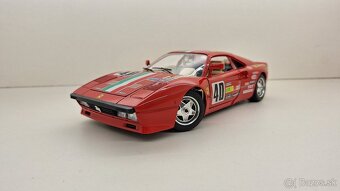 1:18 FERRARI - 2