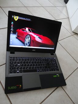 15.6" Acer V5/ Core I5/ 8GB RAM/ 256GB SSD/ 4GB Nvidia Graf - 2