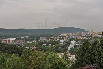 PRENÁJOM – veľký 4iz byt pri Horskom parku - 2