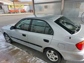 Hyundai Accent 1.3 Elegance - 2