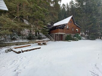 Chata v Lopušnej doline, pozemok 300 m2, oproti vlekom - 2