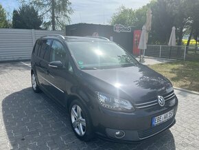 Volkswagen Touran 2.0 TDI highline r.v 2011 navi xenon - 2