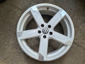 5x112 r19 ET35 x 8J elektróny VW, ŠKODA, SEAT, AUDI - 2