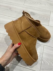 Dámske UGG mini camel - 2