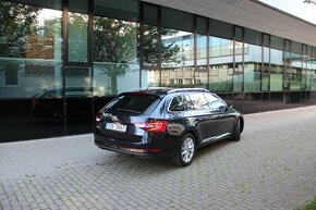 ŠKODA SUPERB 2.0 TDI DSG Executive - 2