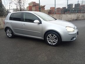 Volkswagen Golf 1.4 16v výbava TOUR - 2