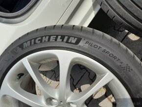 Disky BMW R17 Pneu 225/45 R17 Michelin Pilot Sport4 - 2