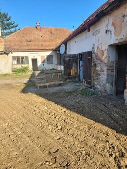 PREDAJ 2 RODINNÝCH DOMOV S VEĽKÝM POZEMKOM 1401M2 - 2