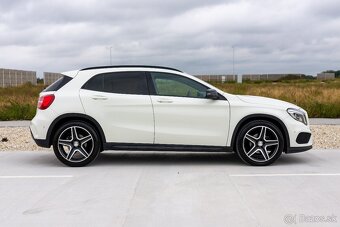 Mercedes-Benz GLA 200 d A/T AMG - 2