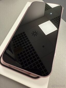 iPhone 15 pink 128 gb - 2