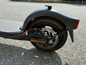 NINEBOT KICKSCOOTER BY SEGWAY - 2