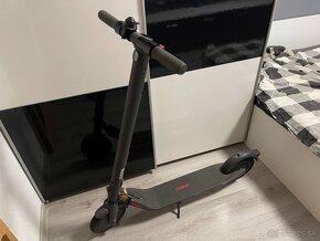 Predám Ninebot KickScooter E25E - 2