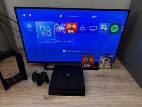 PS4 pro 1TB +tv hisense - 2