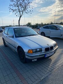 Rozpredam alebo predám BMW e36 318i coupe compact - 2