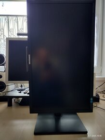 23" Samsung SyncMaster F2380 - 2